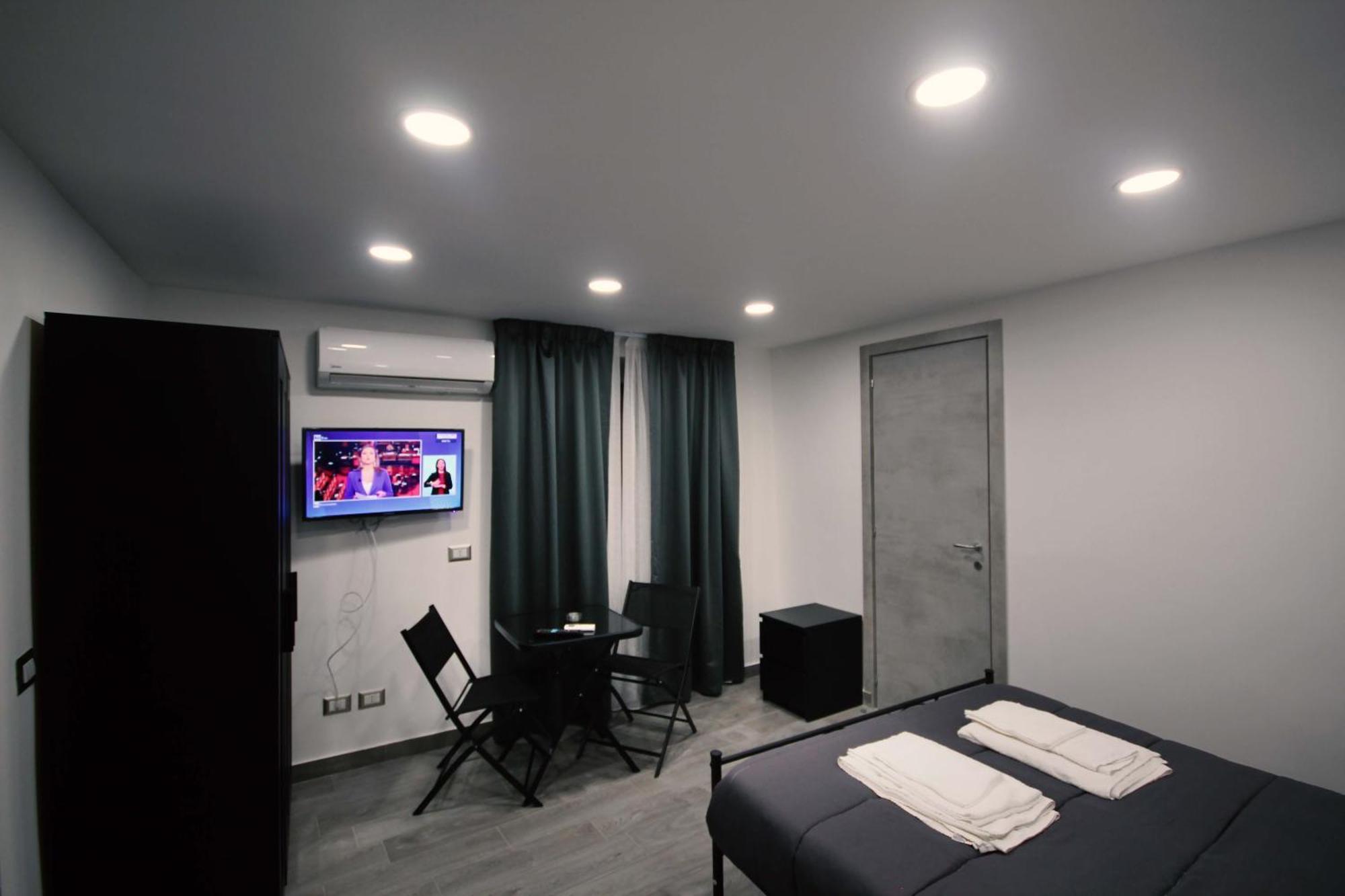 Almat Domus Apartment Naples Bilik gambar